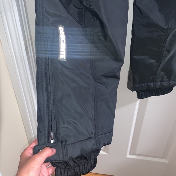 Descente | Black adjustable waist ski snow pants  (NWOT) - Picture 6 of 11